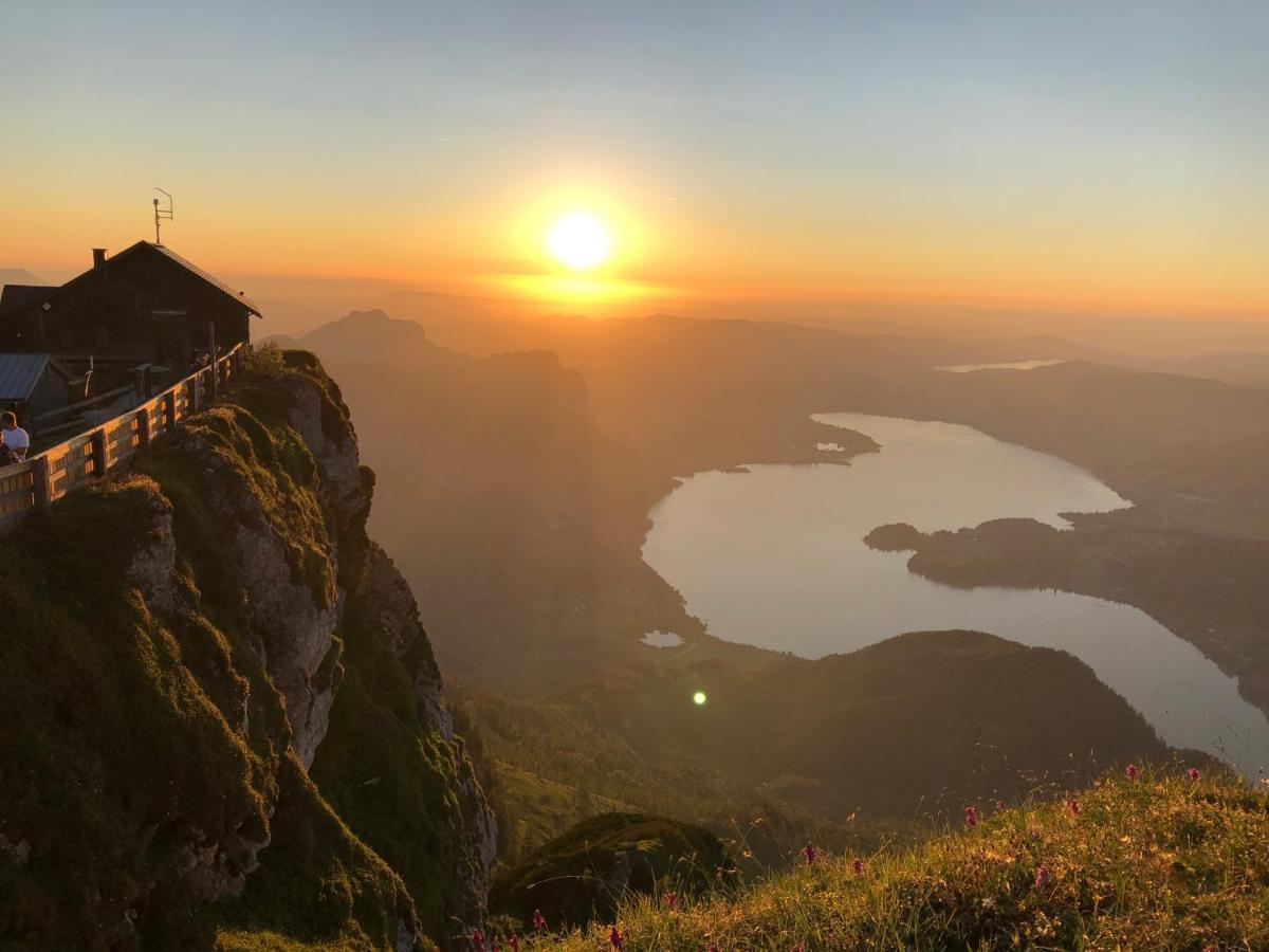 Wolfgangsee Seeblickplatzl 220 - Mit Tollem Seeblick! Strobl Luaran gambar